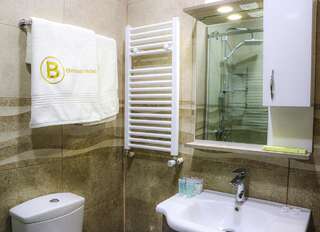 Отель Belona Hotel Кутаиси Бюджетный двухместный номер с 1 кроватью-2